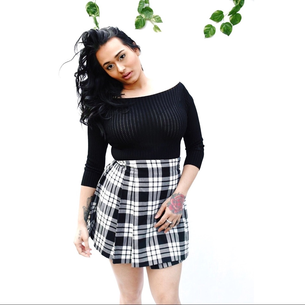 UNIQLO Plaid Pleated Skirt